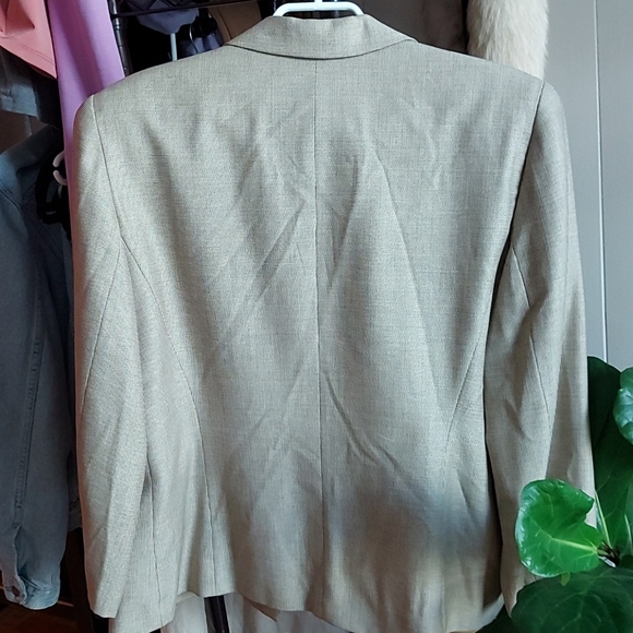 Burberry Blazer w Shoulder Pads - Picture 3 of 4